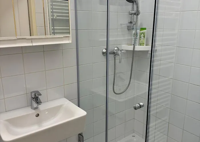 Modernes Im Stadtzentrum 16 Apartment
